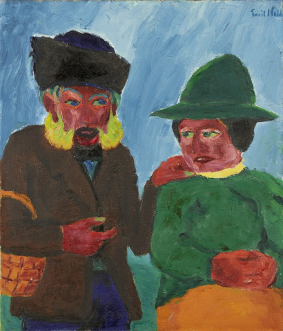 Mand og kvinde står side om side; manden med hat og kurv lægger armen om kvindens skuldre, hun er klædt i grønt og bærer også hat.