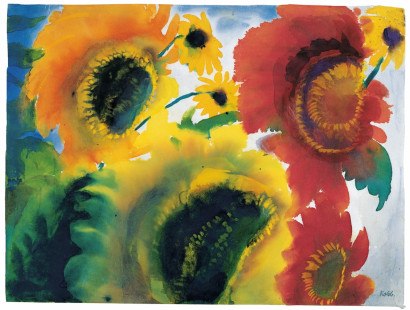 Flere gule og røde solsikker med grønne stængler og blade mod blå baggrund.